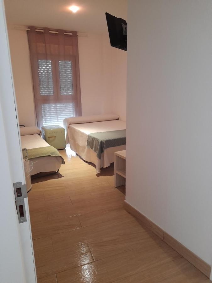 קוניל דה לה פרונטרה Hostal Casandra - Antiguo Hostal Los Valencianos חדר תמונה